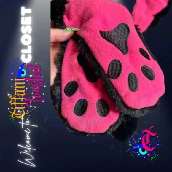 Black Faux Fur Teddy Bear Hood with Pink Paw Scarf Combo - Super Cute! - Picture 5 of 5